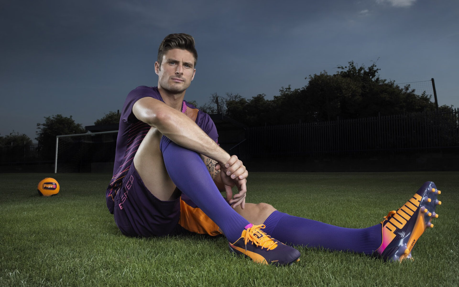 九游娱乐-“传奇教练：他们的战术理念和成功秘诀”，传奇教练徽章